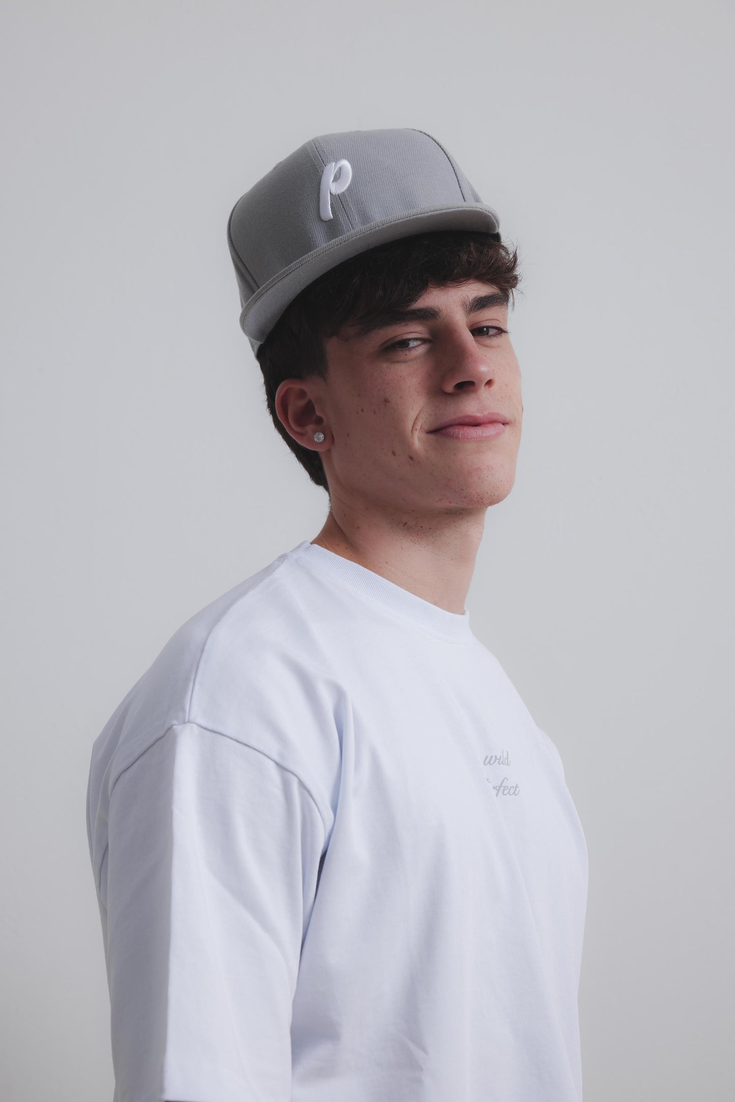 LIGHT GREY PERFECT CAP